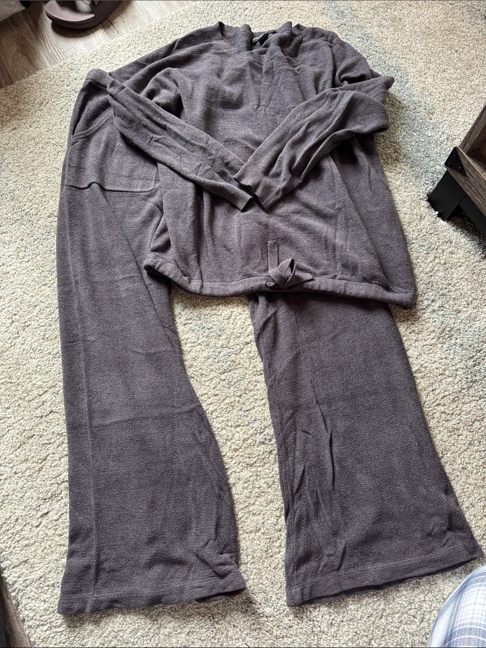 Barefoot Dreams Women's Lounge Pajama Set in Taupe Gray